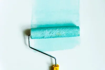 Peinture intérieure à Pludual — murs, plafonds et boiseries